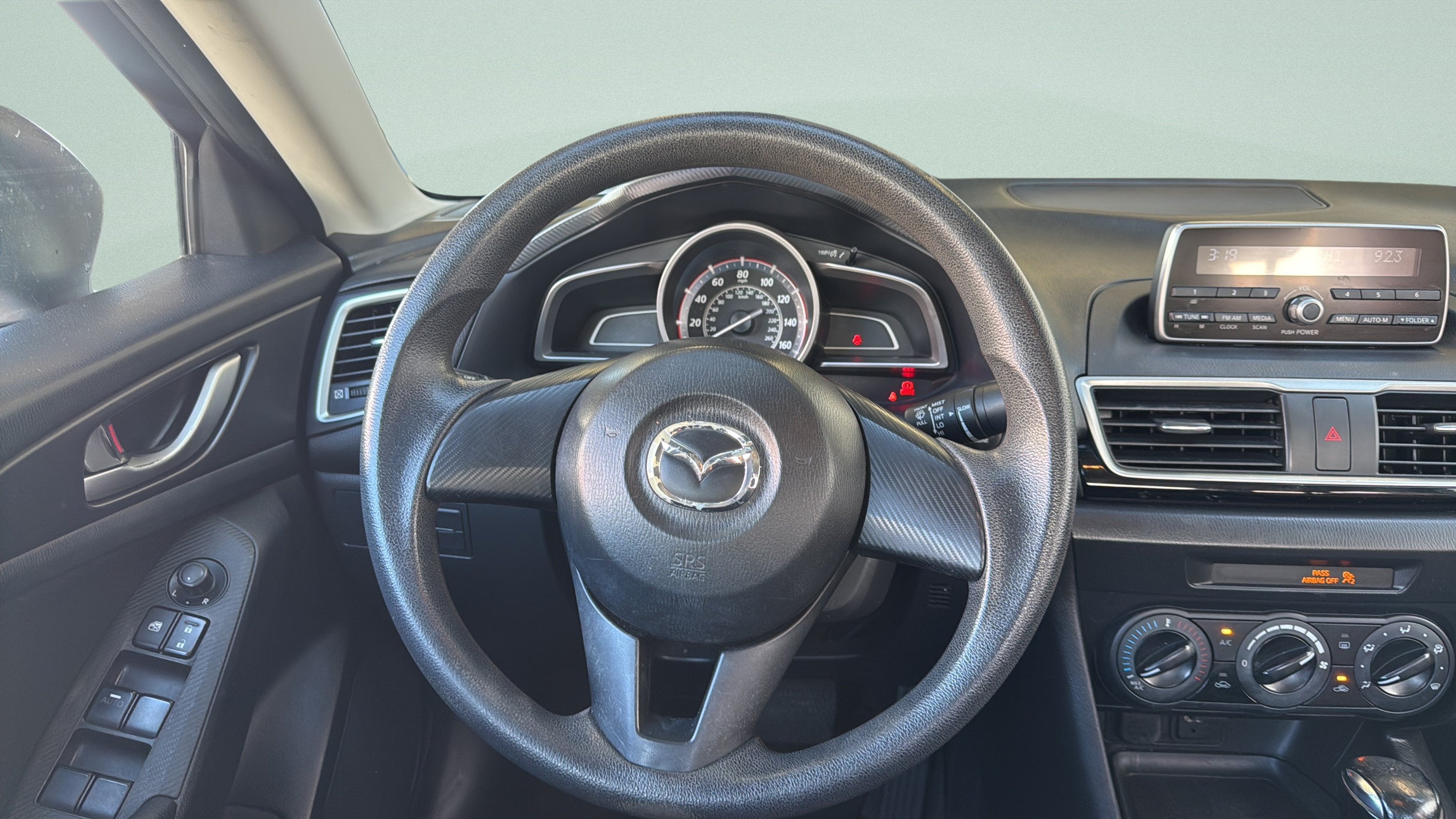 2015 Mazda Mazda3 i SV