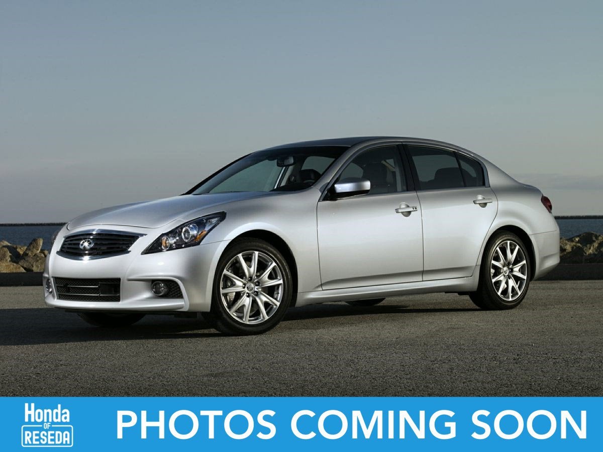 2013 INFINITI G37 Sedan Journey