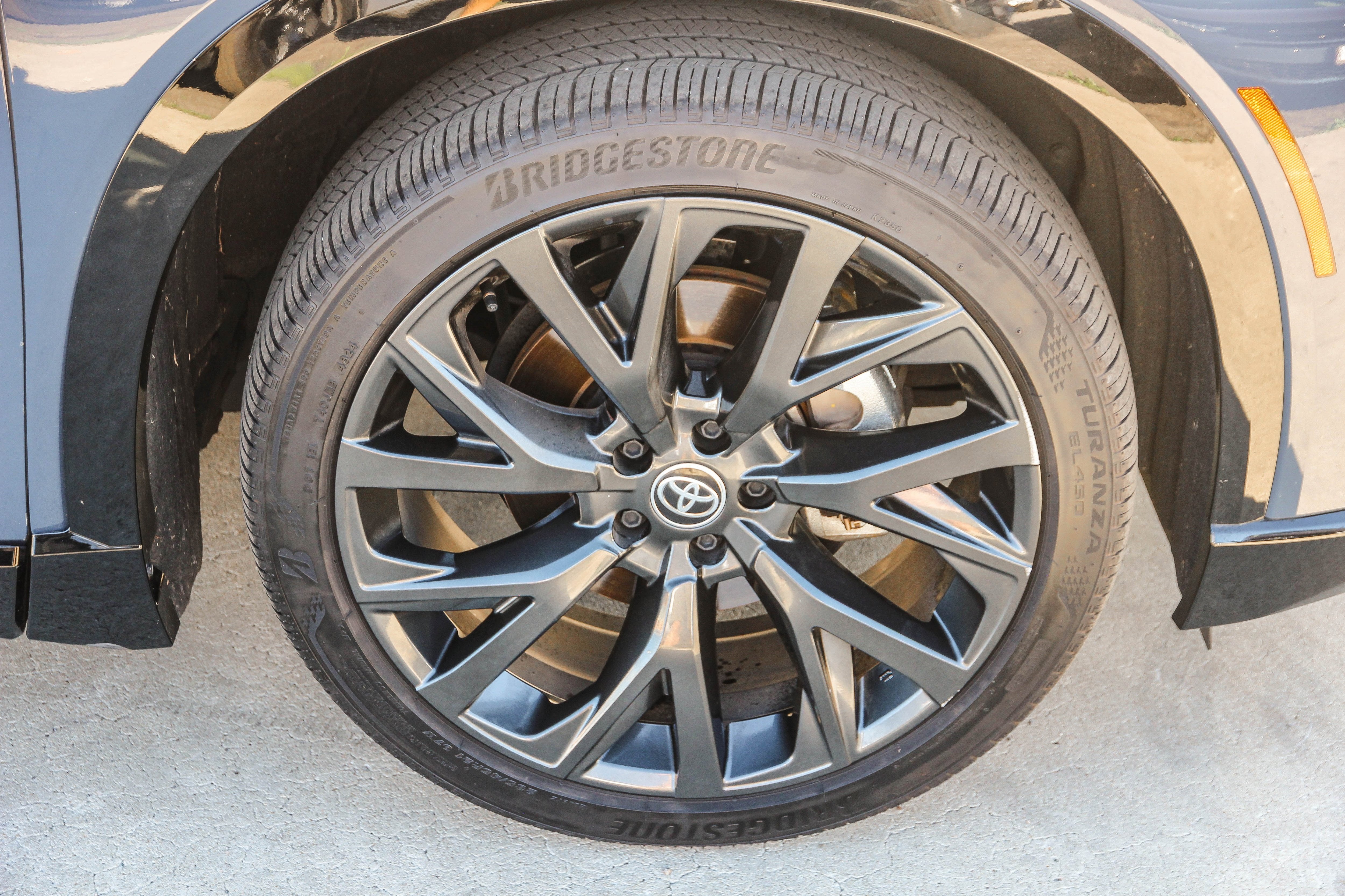 2025 Toyota Crown Signia Limited