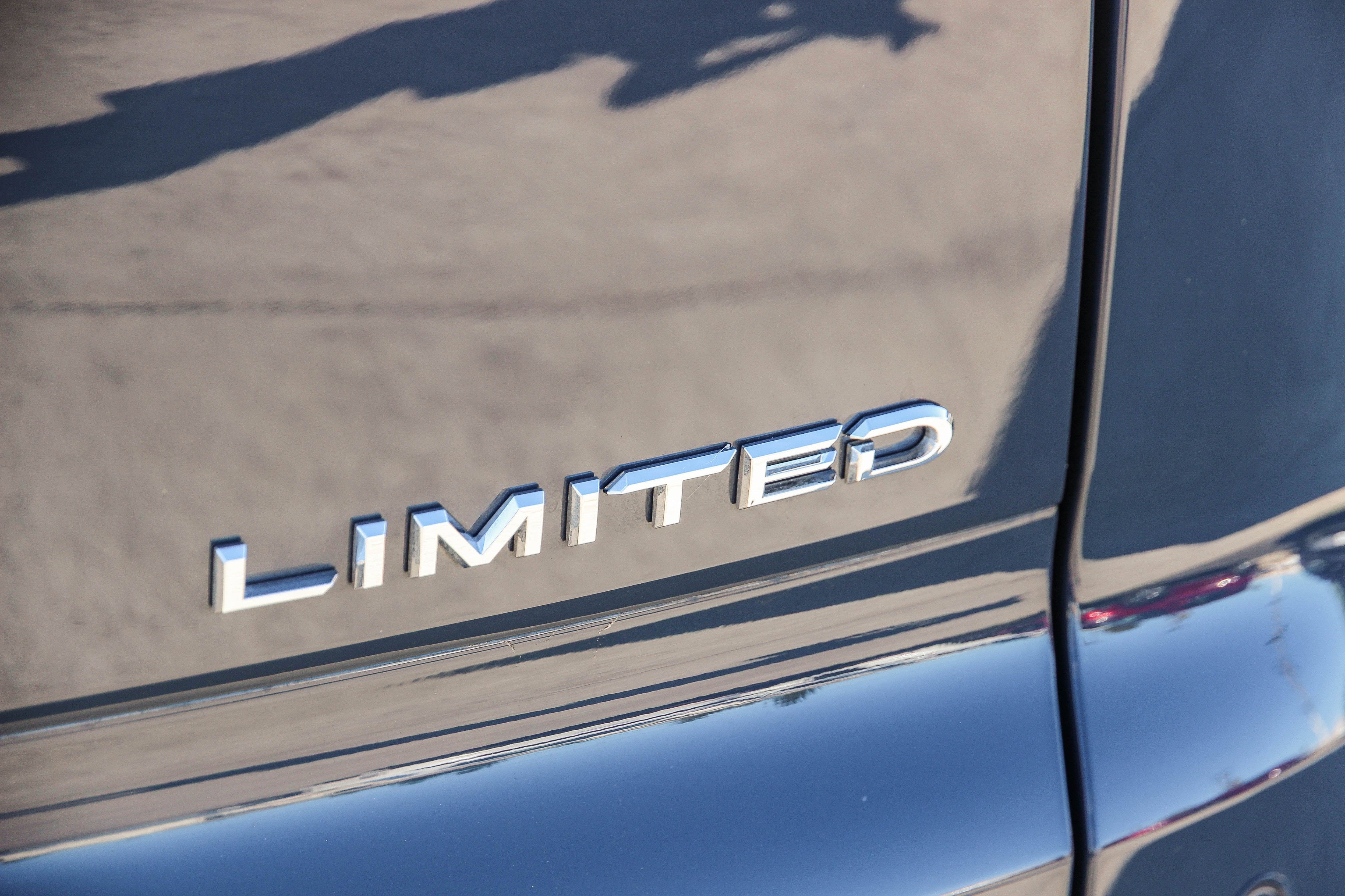 2025 Toyota Crown Signia Limited