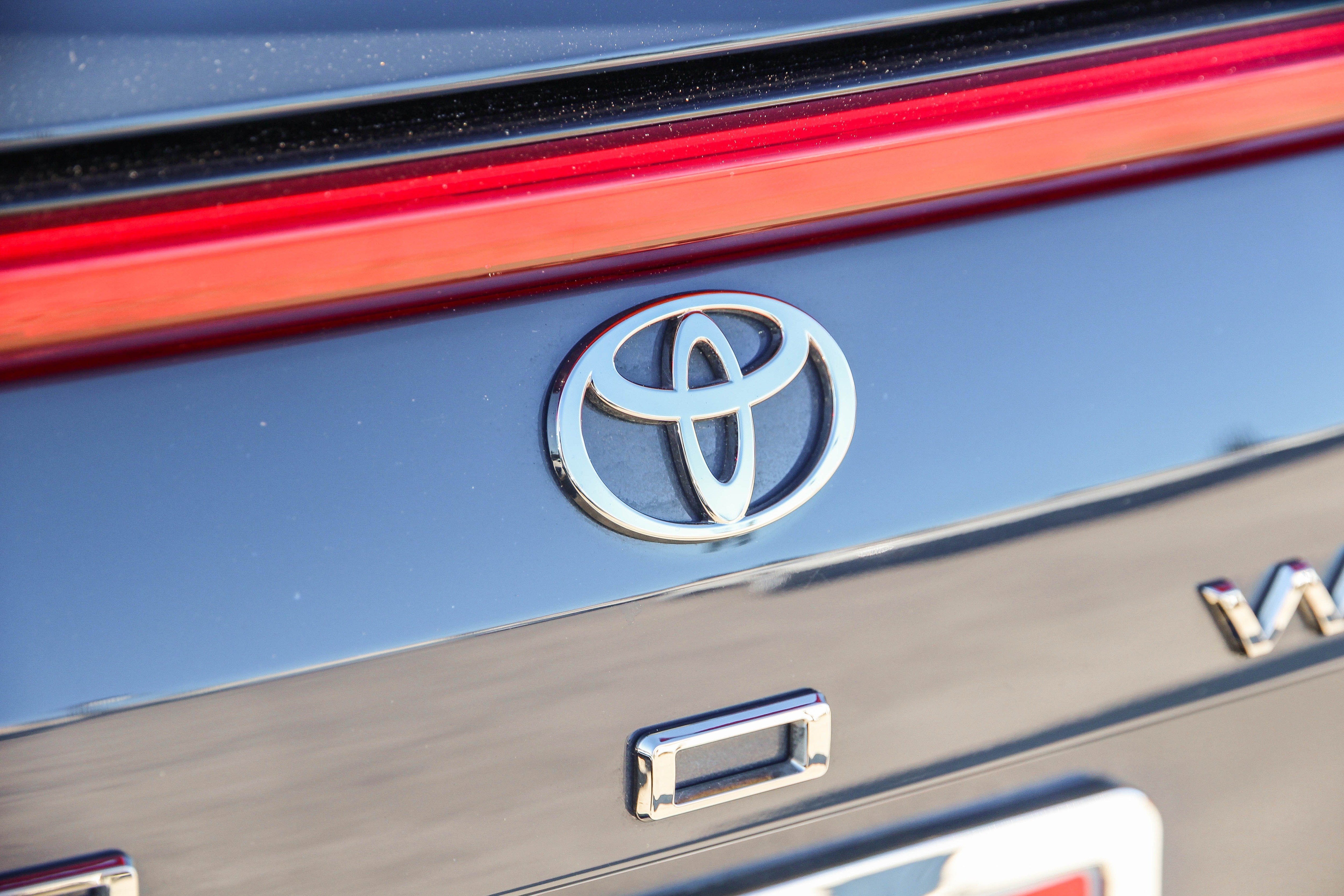 2025 Toyota Crown Signia Limited