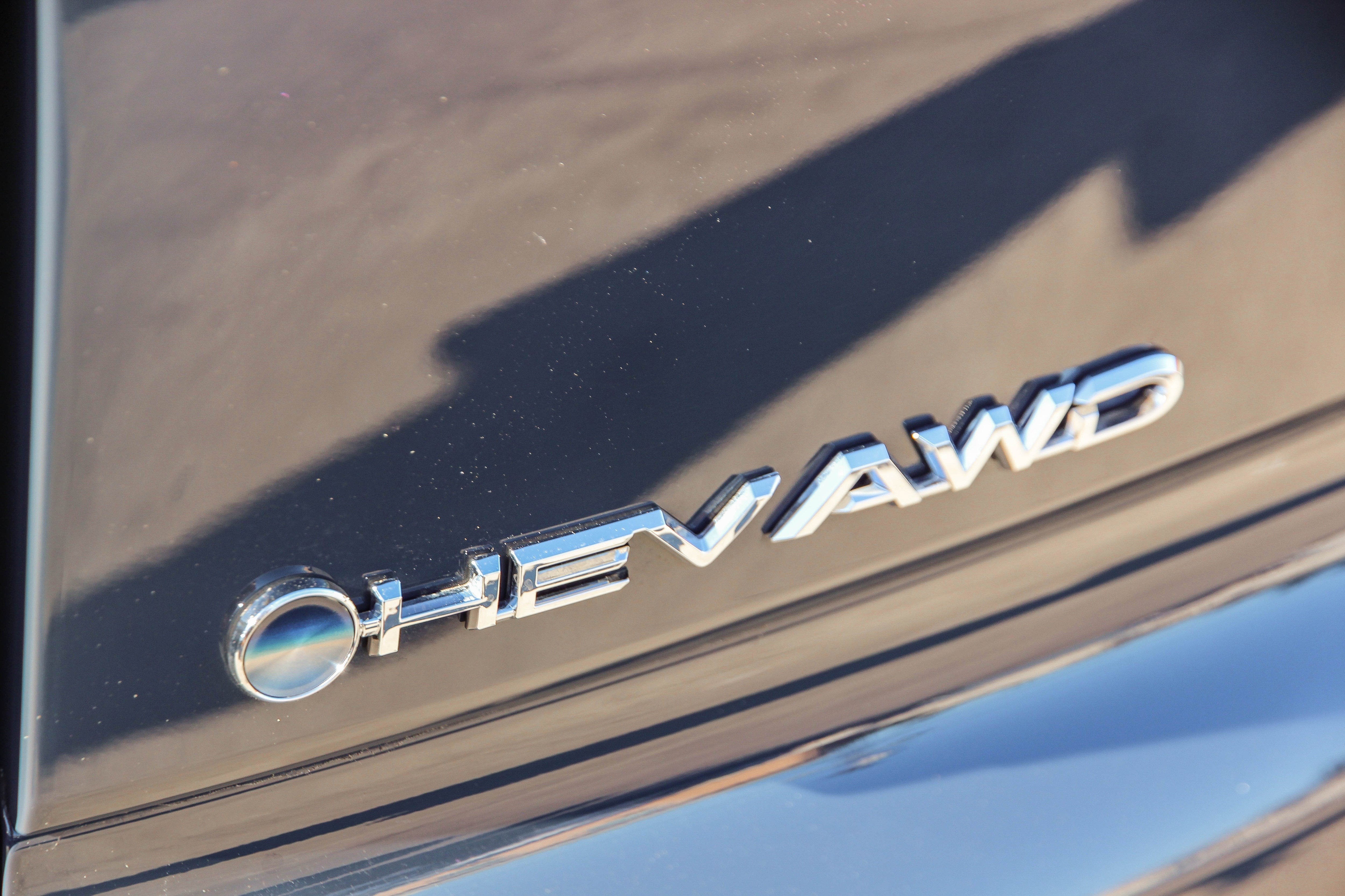 2025 Toyota Crown Signia Limited