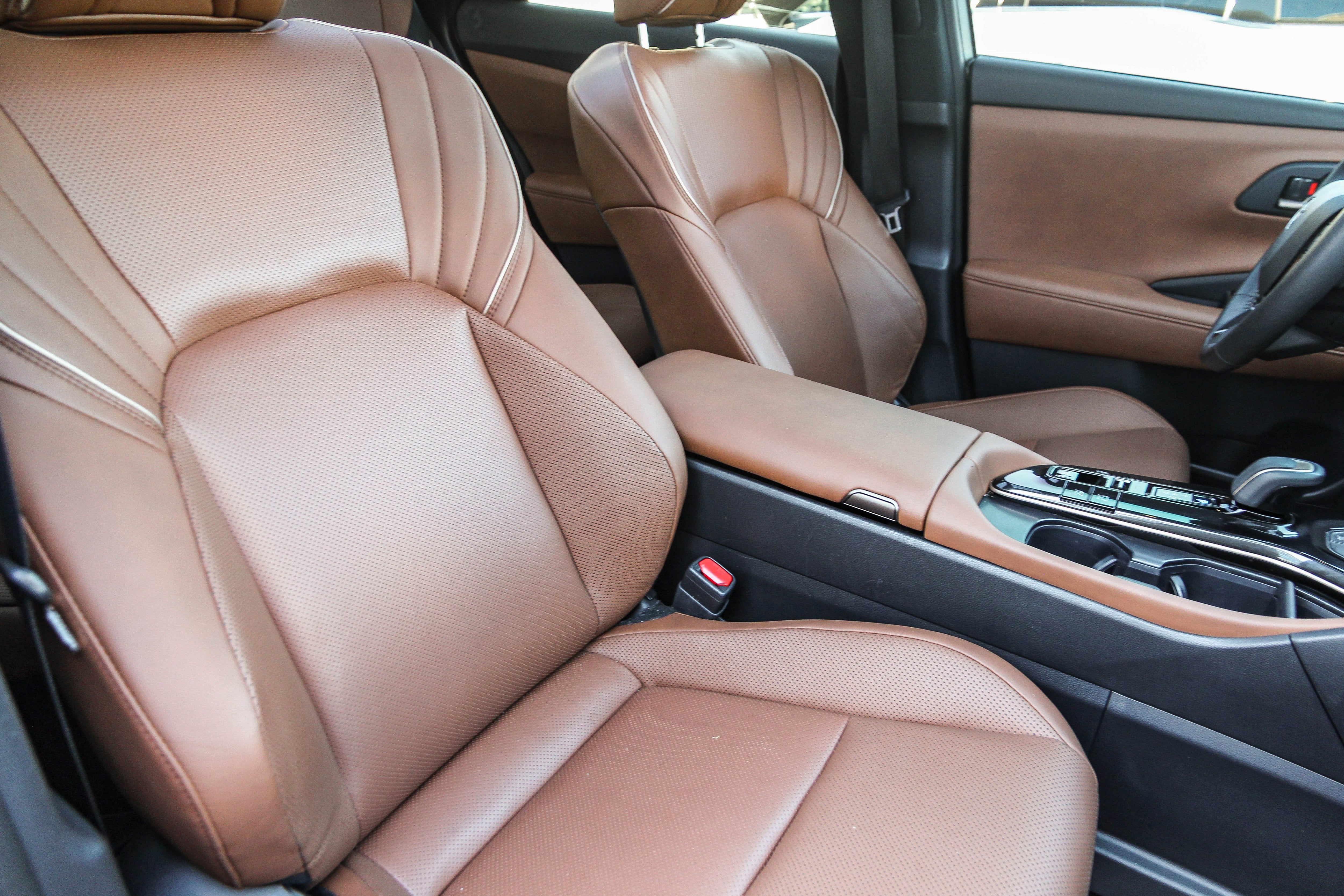 2025 Toyota Crown Signia Limited