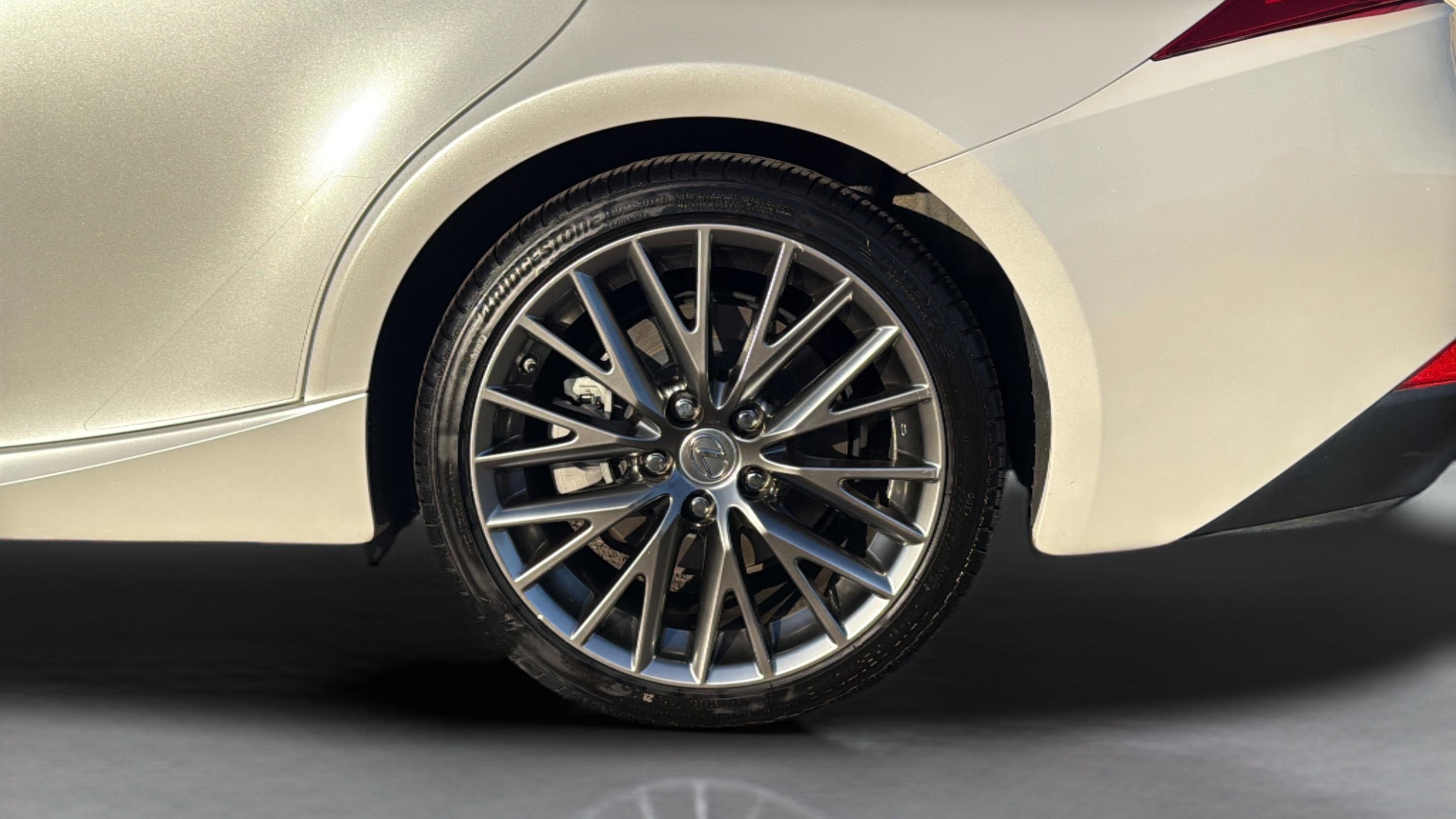 2019 Lexus IS 300 300