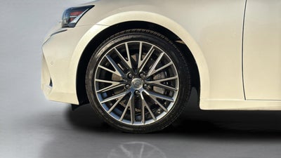 2019 Lexus IS 300 300