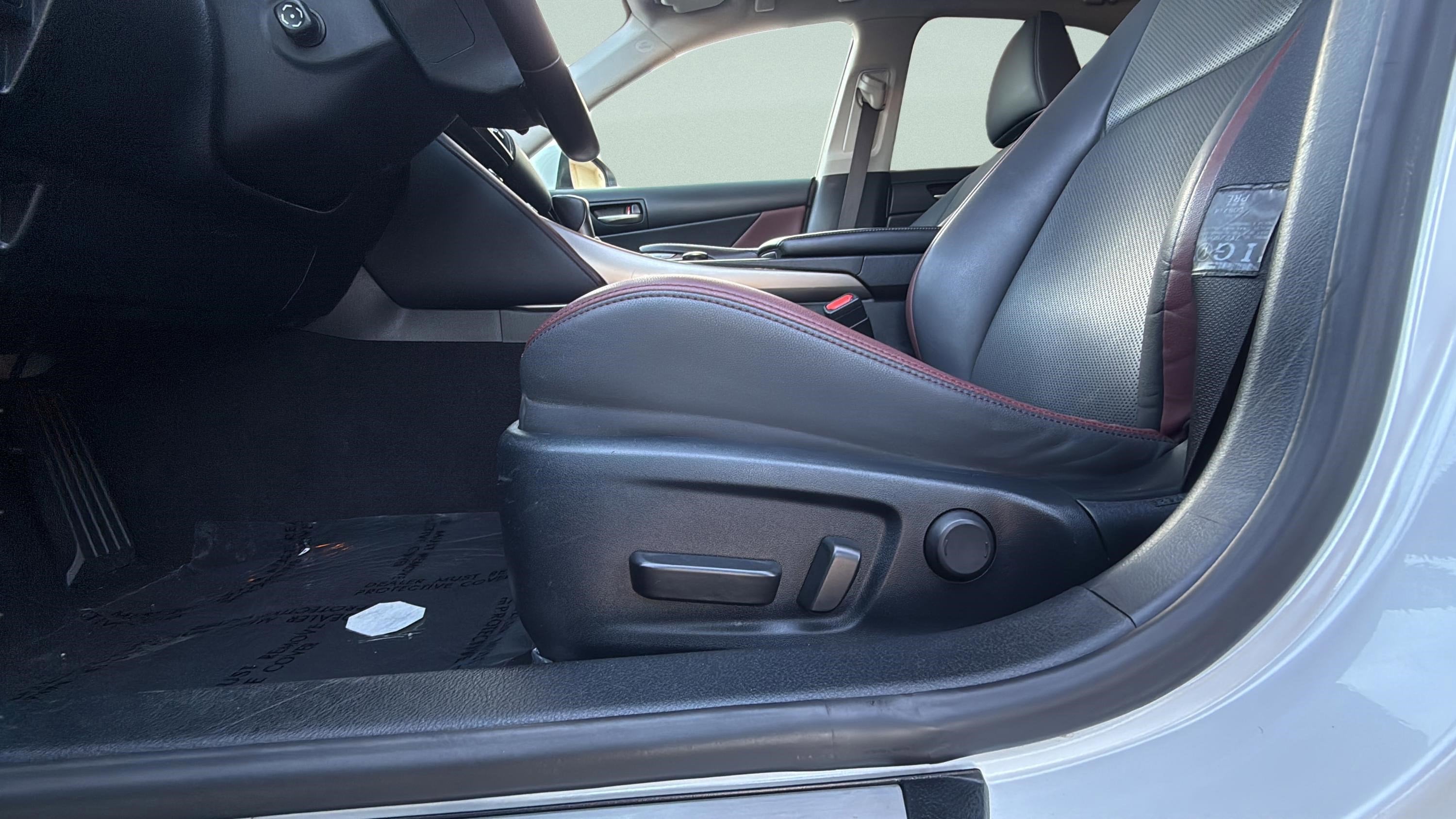 2019 Lexus IS 300 300