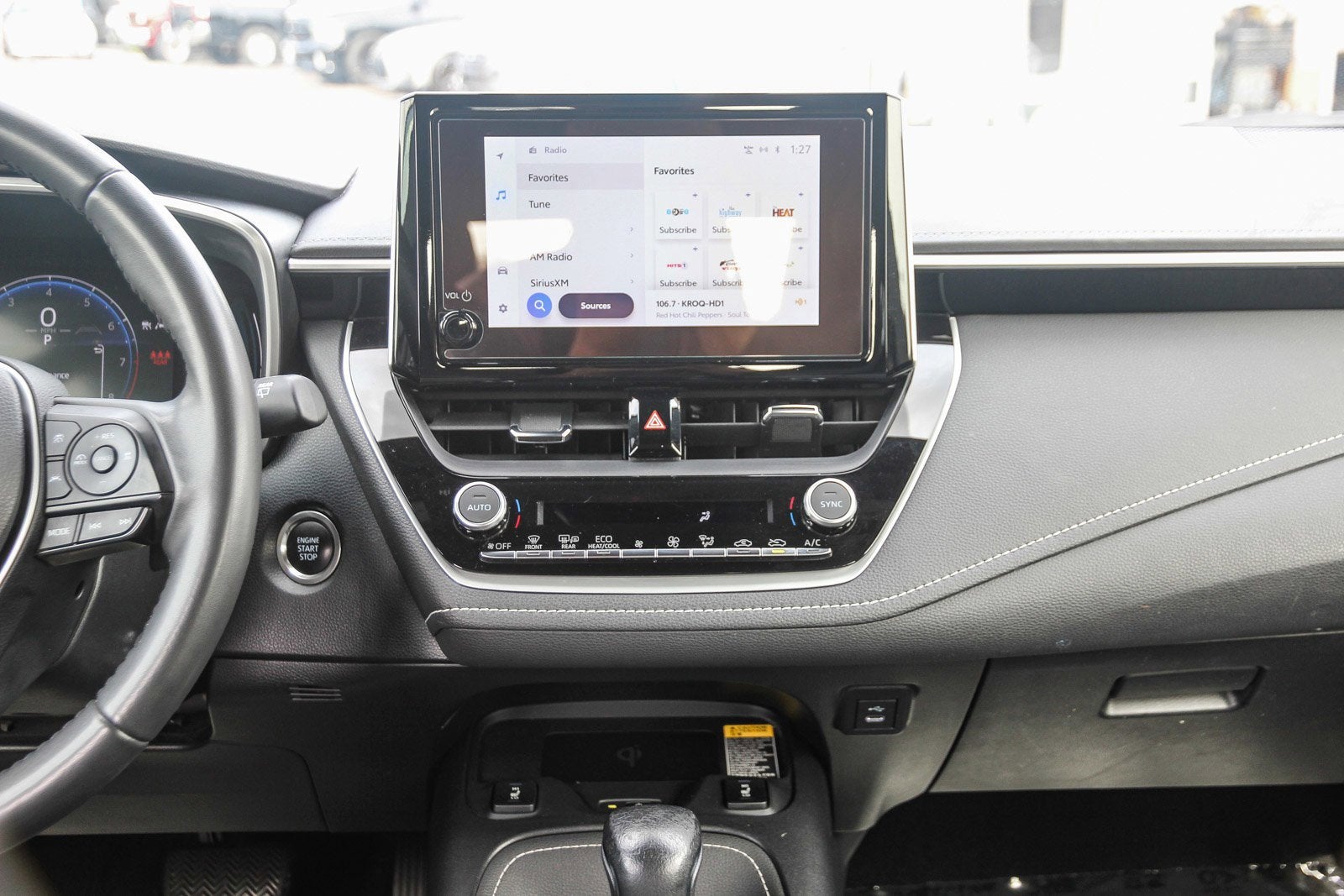 2025 Toyota Corolla Hatchback XSE