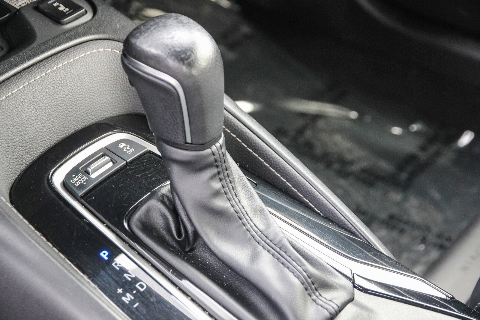 2025 Toyota Corolla Hatchback XSE