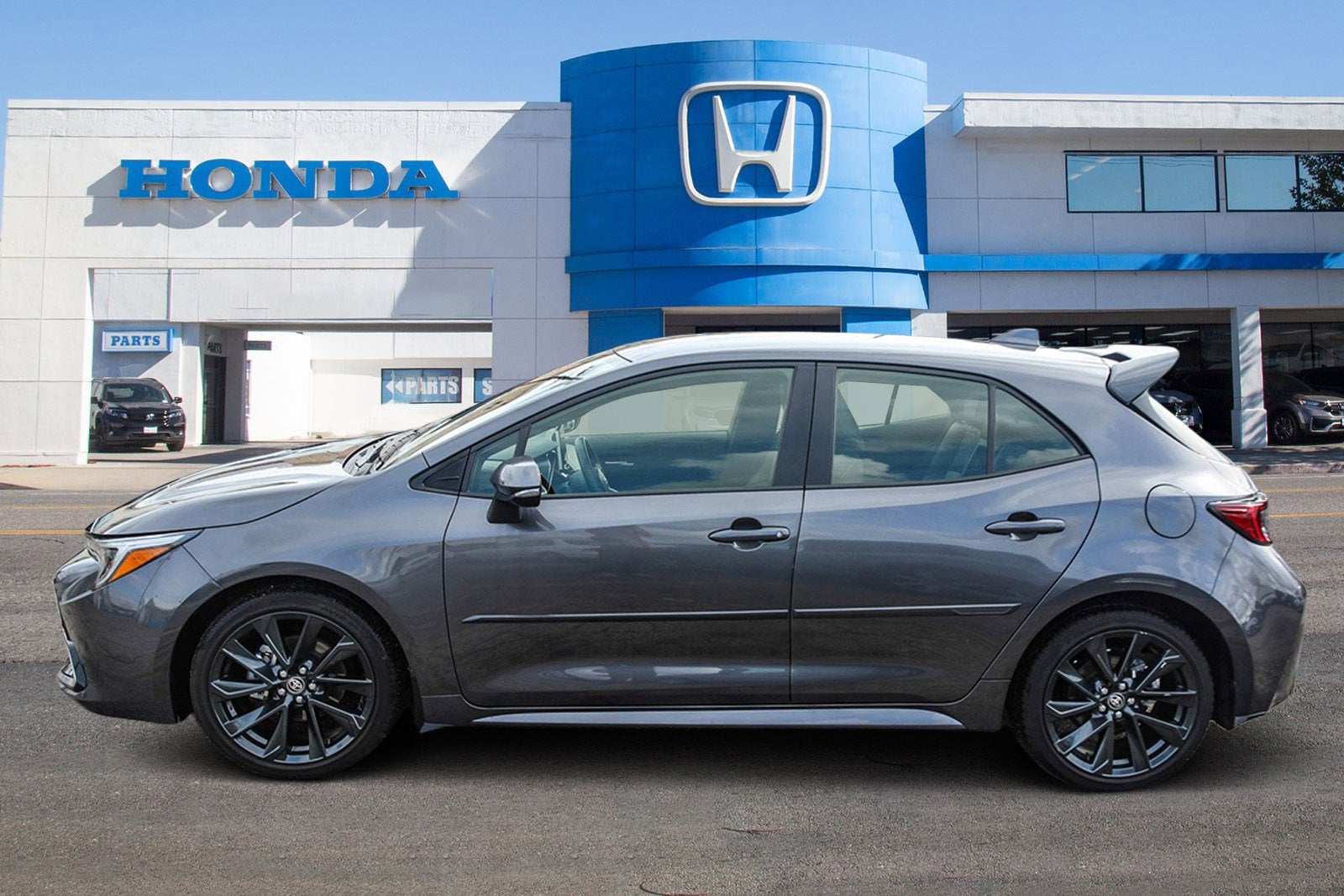 2025 Toyota Corolla Hatchback XSE