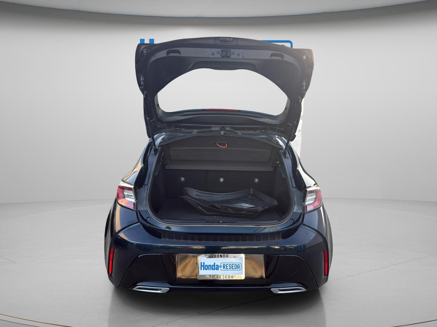 2022 Toyota Corolla Hatchback SE