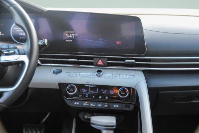 2024 Hyundai Elantra Hybrid Limited