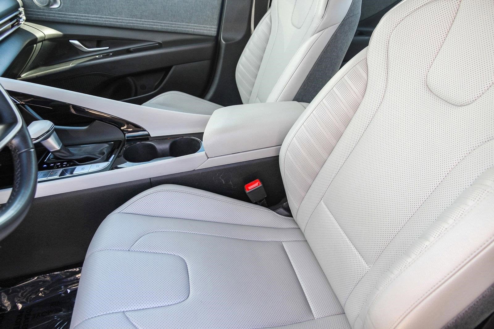 2024 Hyundai Elantra Hybrid Limited