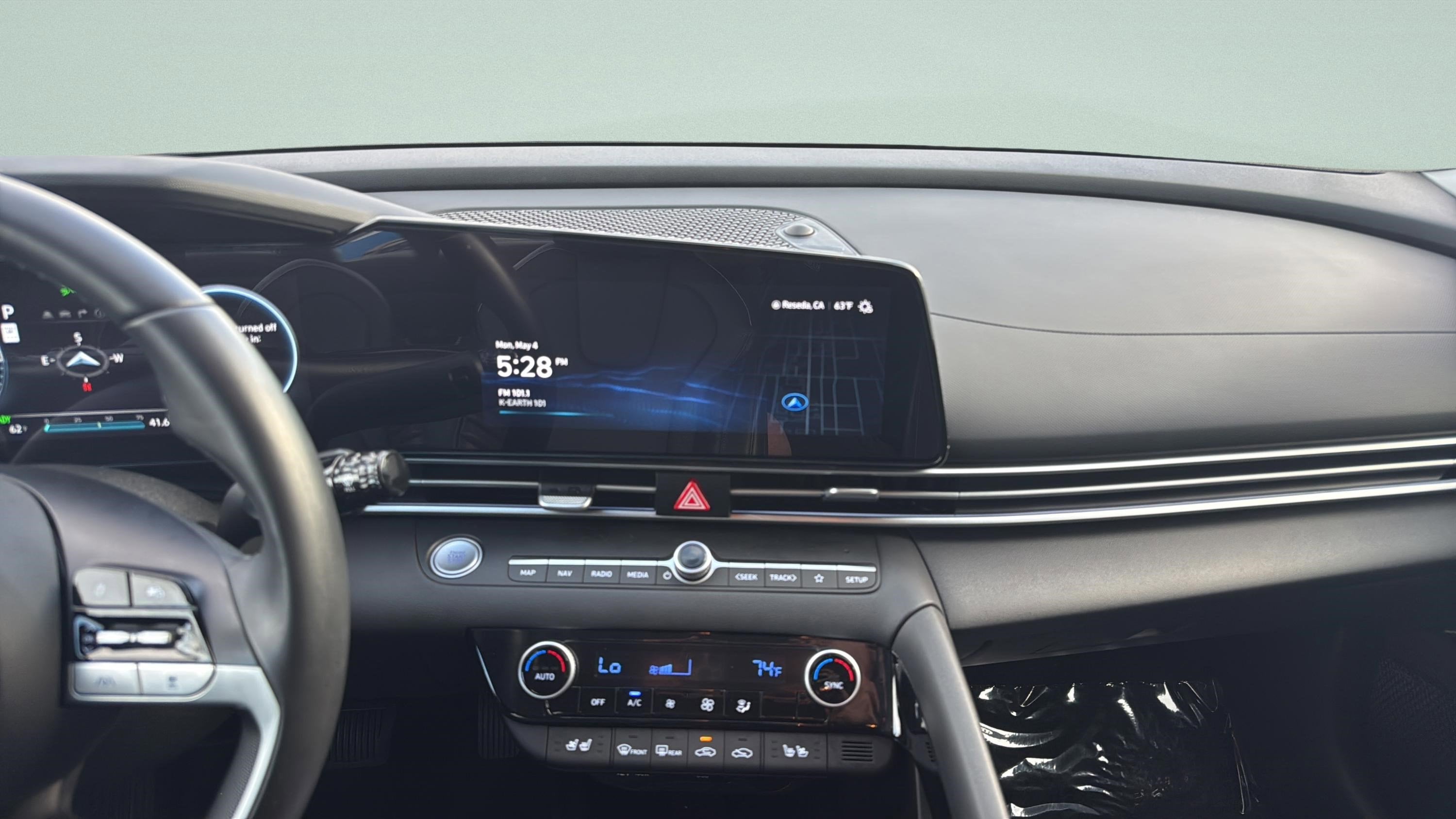 2025 Hyundai Elantra Hybrid Limited