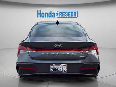 2025 Hyundai Elantra Hybrid Limited