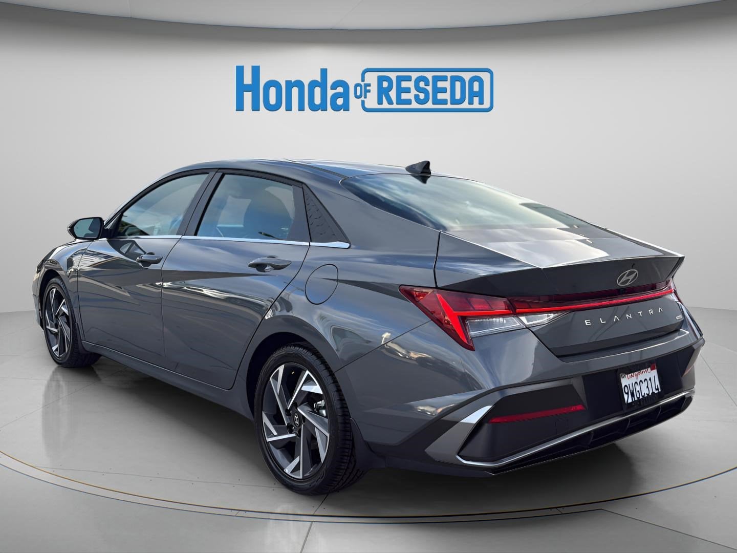 2025 Hyundai Elantra Hybrid Limited