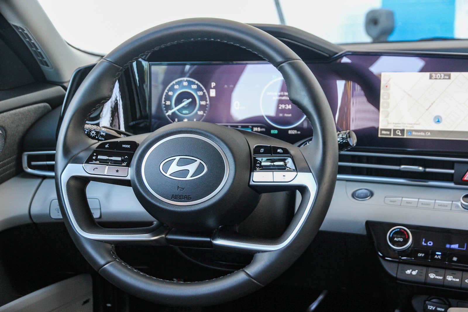 2025 Hyundai Elantra Hybrid Limited