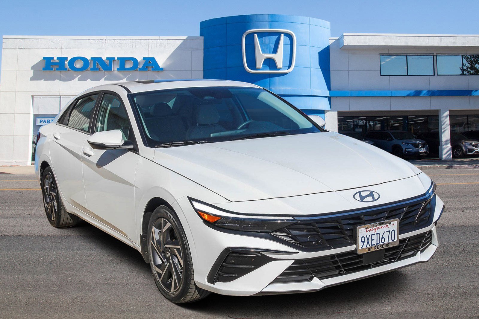 2025 Hyundai Elantra Hybrid Limited