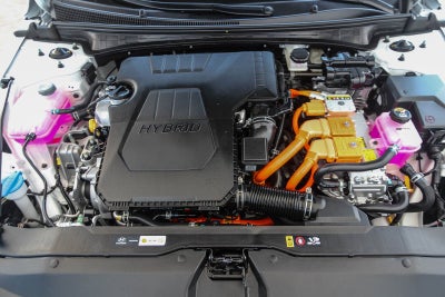 2025 Hyundai Elantra Hybrid Limited