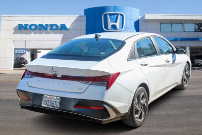 2025 Hyundai Elantra Hybrid Limited