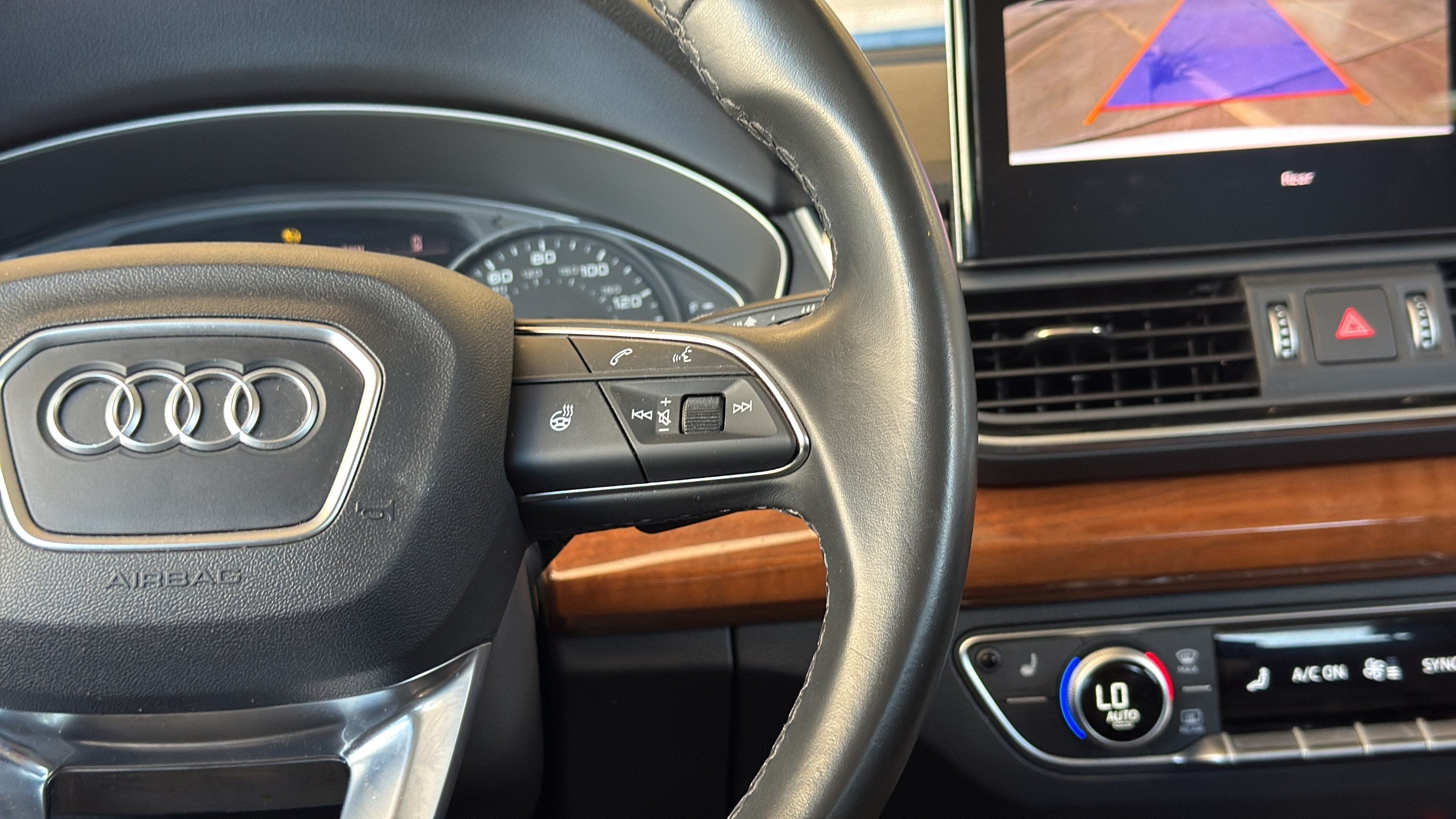2023 Audi Q5 S line Premium