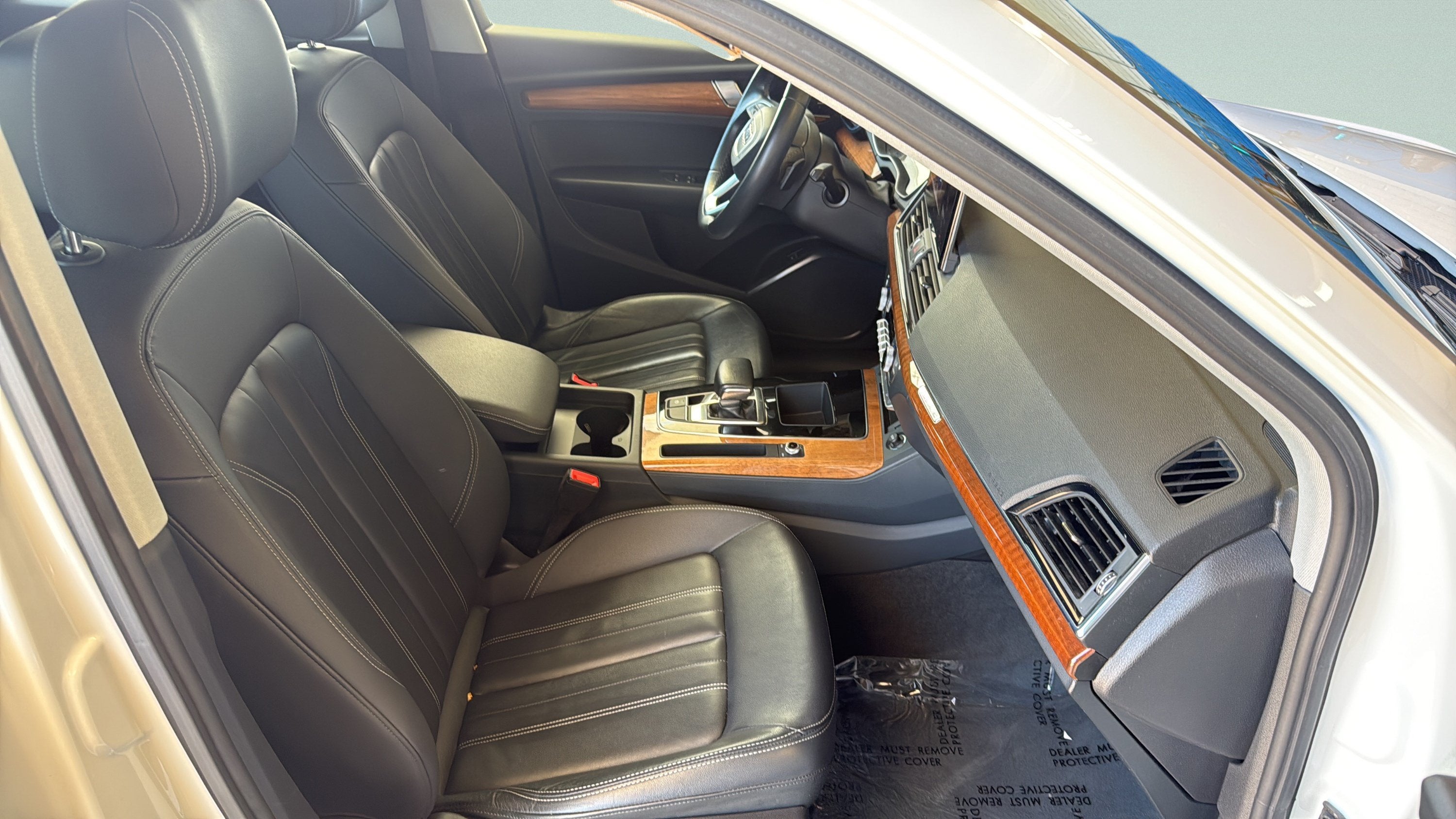 2023 Audi Q5 S line Premium