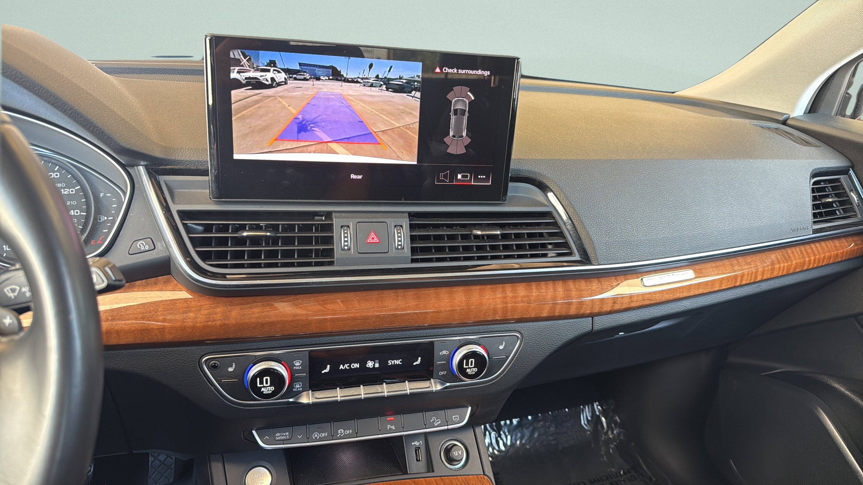 2023 Audi Q5 S line Premium