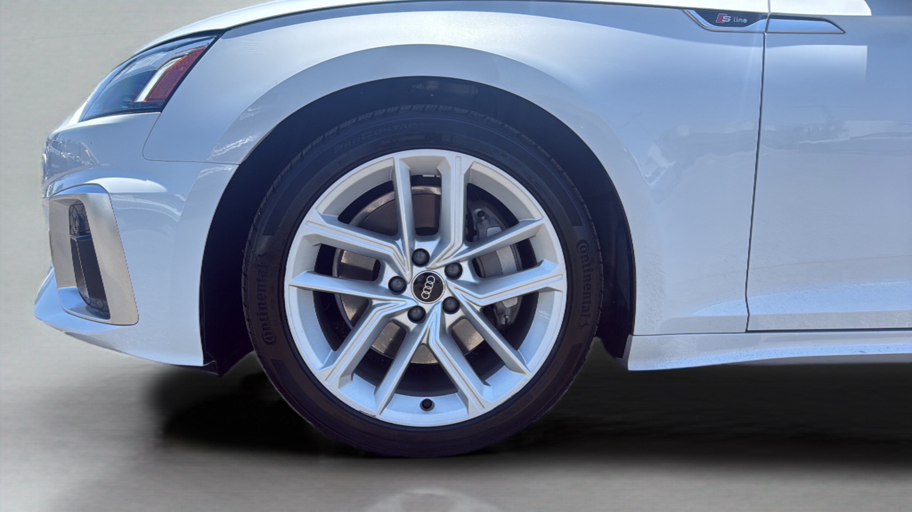 2023 Audi A5 Sportback S line Premium