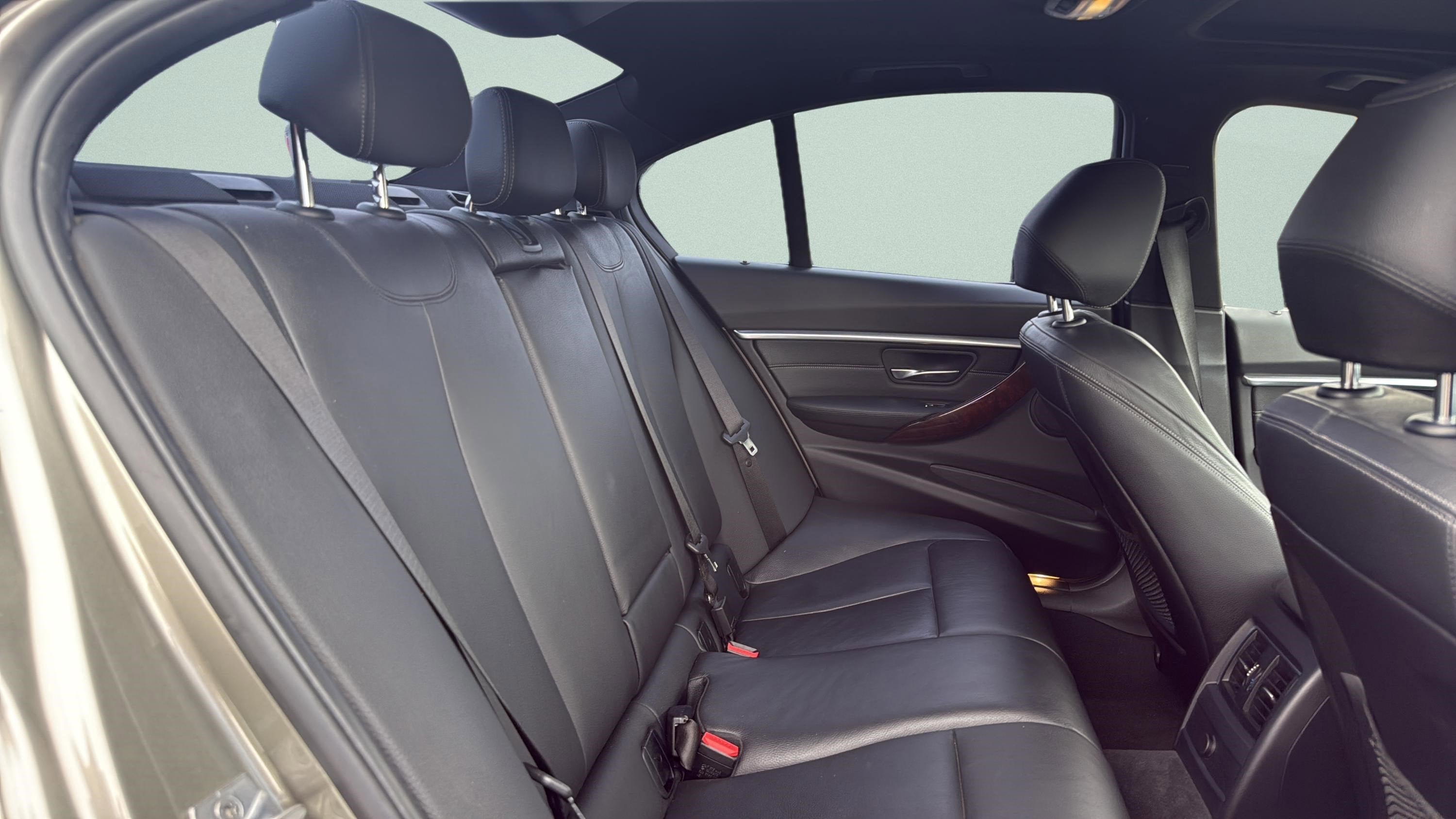 2018 BMW 3 Series 330i